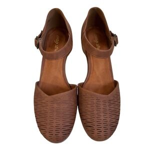 Easy Street Brown Perforated Mary Jane Pumps Block Heel Ankle Strap 8WW